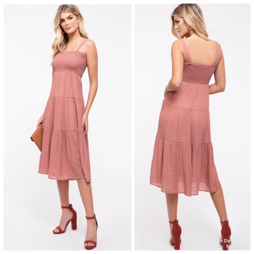 ❤️LAST! Rose Woven Smocked Tiered Midi Dress! - Picture 4 of 5